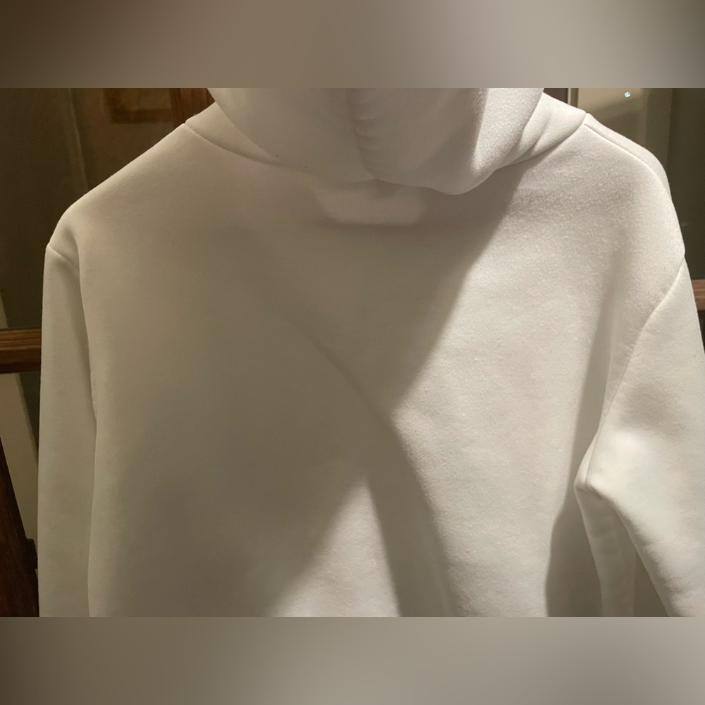White Sweatshirt - Rabbit Ears - Picture 4 of 8